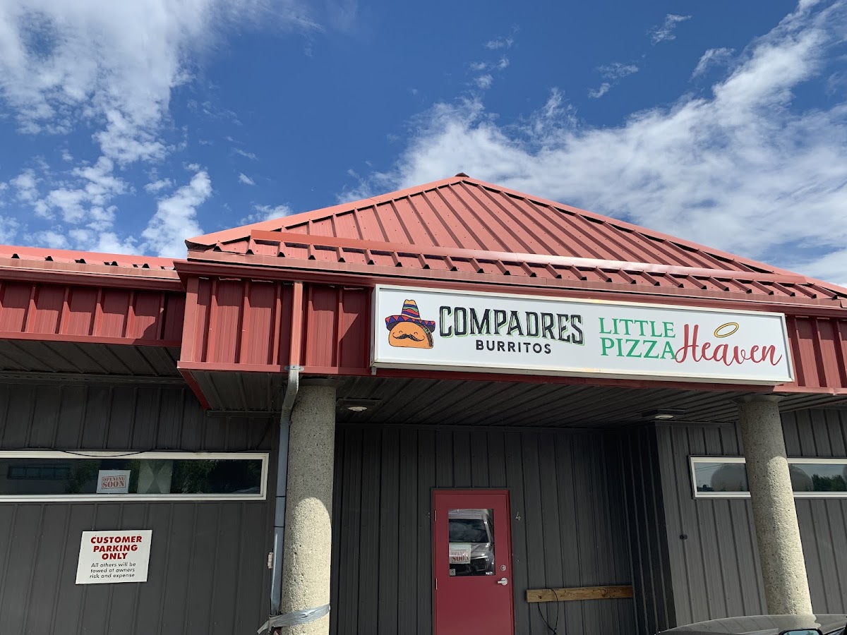 Compadres Burritos